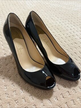 Cole Haan Nike Air Black Patent Leather Peep Toe Pumps Size 6.5 B D22304